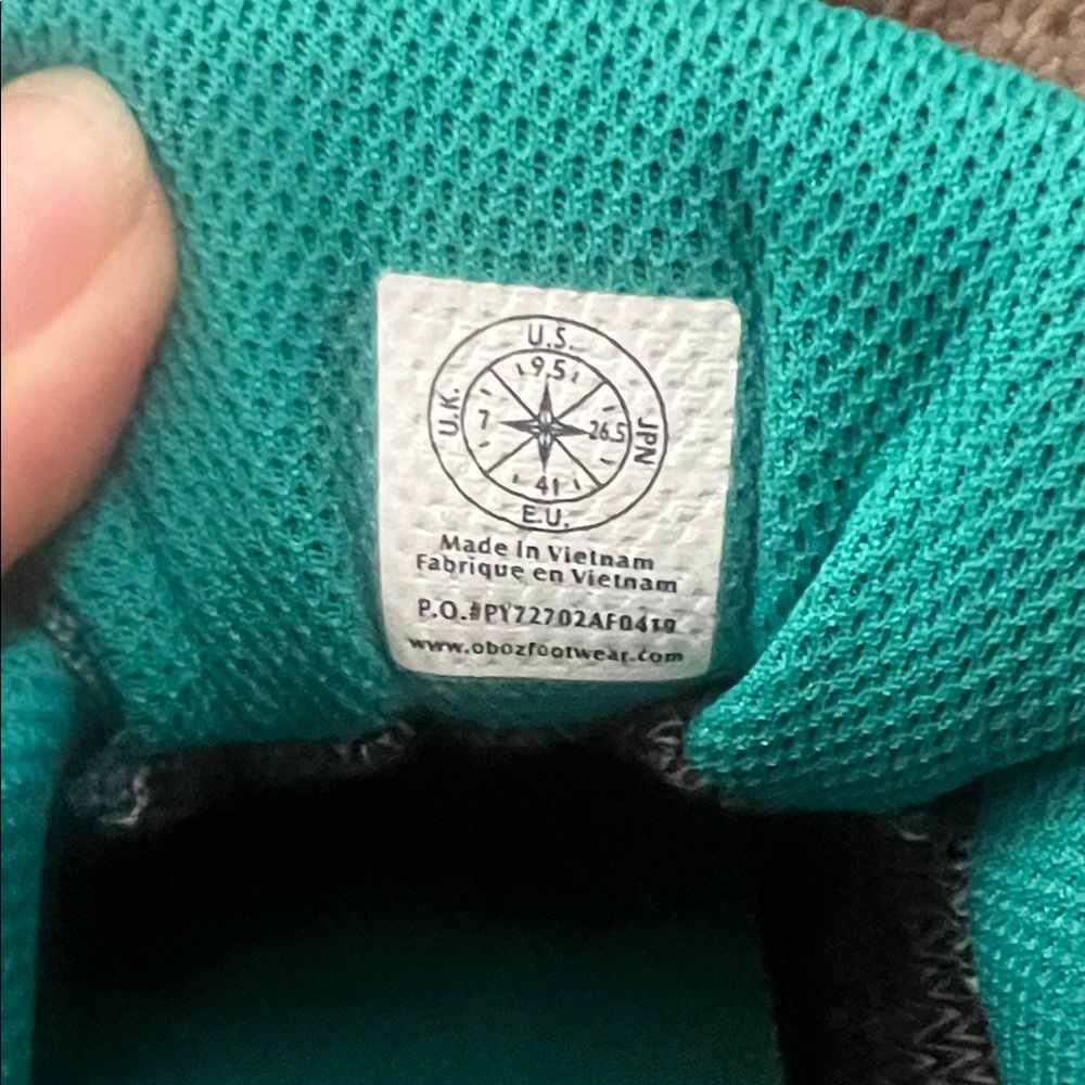 Oboz Women's Teal Athletic Trail Shoes
New without the box - Picture 5 of 8